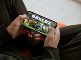 Роскомнадзор обеспокоен безопасностью детей, ставя под сомнение будущее Roblox в России roskomnadzor obespokoen bezopasnostyu detej stavya pod somnenie budushhee v rossii-tstpp-ru-0
