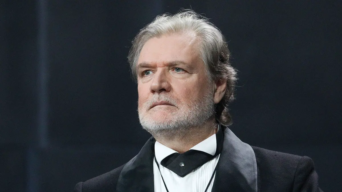 Церемония прощания с Владимиром Симоновым началась в Москве