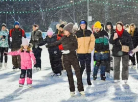Алина Загитова, Трусова и Акатьева подарят праздник на льду этой зимой в Москве alina zagitova trusova i akateva podaryat prazdnik na ldu etoj zimoj v moskve-tstpp-ru-0