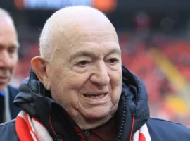 Максим Митрофанов передал семье Никиты Симоняна медаль Героя труда от РФС maksim mitrofanov peredal seme nikity simonyana medal geroya truda ot rfs-tstpp-ru-0