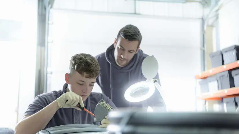 В России уточнят перечень сфер, не подходящих для трудоустройства подростков