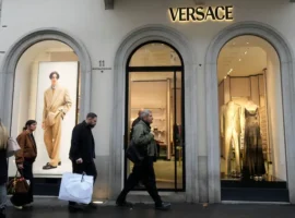 Prada Group приобретает Versace у Capri Holdings, открывая новый виток моды priobretaet u otkryvaya novyj vitok mody-tstpp-ru-0