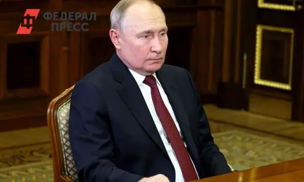 Путин провел марафонские переговоры с Уиткоффом о ситуации в Украине-0