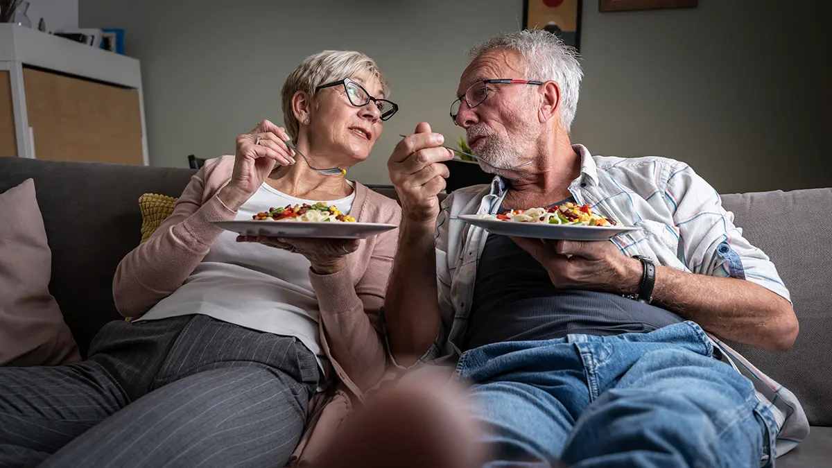 Россияне старшего возраста назвали главные критерии при поиске партнера