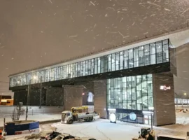 Сергей Собянин и Олег Белозеров открыли вокзал МЦД-1 в Москве sergej sobyanin i oleg belozerov otkryli vokzal mczd1 v moskve-tstpp-ru-0