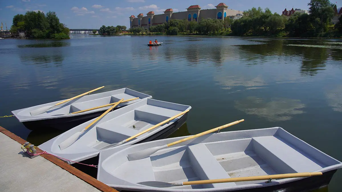 Чиновника из МЧС обвинили по делу о выдаче прав на судно без экзамена