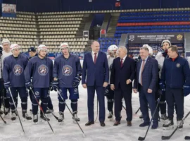 Совместная инициатива ГК «Полипласт» и Евгения Солнцева для развития ХК «Южный Урал» sovmestnaya inicziativa gk poliplast i evgeniya solnczeva dlya razvitiya hk yuzhnyj ural-tstpp-ru-0