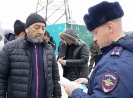 Свердловская полиция и Александр Мешков усиливают контроль за мигрантами в Екатеринбурге sverdlovskaya policziya i aleksandr meshkov usilivayut kontrol za migrantami v ekaterinburge-tstpp-ru-0