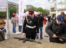 В Парке 850-летия Москвы реконструкторы восстанавливают зимние события 1941 года v parke 850letiya moskvy rekonstruktory vosstanavlivayut zimnie sobytiya 1941 goda-tstpp-ru-0
