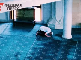 Валерий Фадеев из СПЧ о создании молельных комнат в метро и намазе valerij fadeev iz spch o sozdanii molelnyh komnat v metro i namaze-tstpp-ru-0