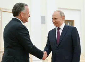 Владимир Путин, Дмитрий Песков и окружение Трампа обсуждают судьбу Украины vladimir putin dmitrij peskov i okruzhenie trampa obsuzhdayut sudbu ukrainy-tstpp-ru-0