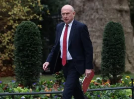 Джон Хели и Владимир Путин обсуждают оптимизм в диалоге России и Великобритании dzhon heli i vladimir putin obsuzhdayut optimizm v dialoge rossii i velikobritanii-tstpp-ru-0