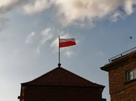 kitaj voshishhen uverennoj reakcziej rossii na inczident s konsulstvom v gdanske-tstpp-ru-0