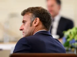 Макрон и Кристерссон оспорят планы Трампа о таможенных пошлинах makron i kristersson osporyat plany trampa o tamozhennyh poshlinah-tstpp-ru-0