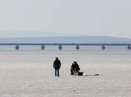 МЧС России призывает соблюдать безопасность на льду Амурского залива в Приморском крае mchs rossii prizyvaet soblyudat bezopasnost na ldu amurskogo zaliva v primorskom krae-tstpp-ru-0