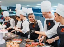 Ракова высоко оценила вклад МОК ЗАПАД и Кофемании в обучение москвичей rakova vysoko oczenila vklad mok zapad i kofemanii v obuchenie moskvichej-tstpp-ru-0