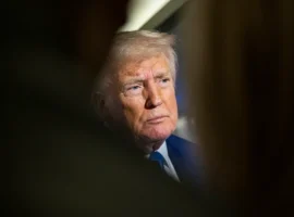 Трамп прибыл в Давос. Зеленский остался в тени саммита tramp pribyl v davos zelenskij ostalsya v teni sammita-tstpp-ru-0