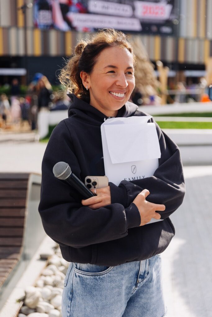 Яна Вихарева на летнем фестивале