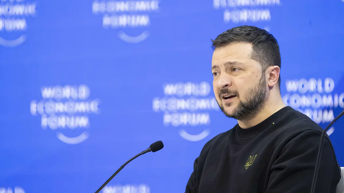 Зеленский: Подписывать мирный план должны президенты