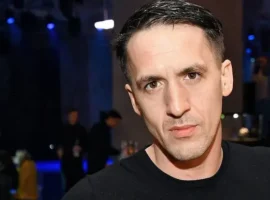 Артур Смольянинов, иноагент, в центре преследования – РИА Новости artur smolyaninov inoagent v czentre presledovaniya ria novosti-tstpp-ru-0