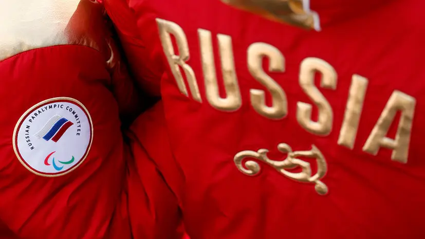 Активисты МГЕР встретили российских паралимпийцев, вернувшихся с Игр в Италии