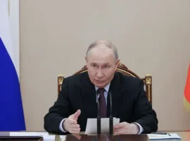 Путин и Си Цзиньпин обсудили кинопроизводство России и Китая putin i si czzinpin obsudili kinoproizvodstvo rossii i kitaya-tstpp-ru-0