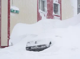 kamchatskaya zima povredila avtomobili pod sugrobami-tstpp-ru-0