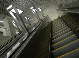 На станции Московского метро Электрозаводская пострадали пенсионерки na stanczii moskovskogo metro elektrozavodskaya postradali pensionerki-tstpp-ru-0