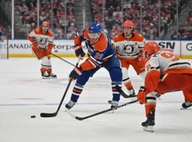 Подколзин помог Эдмонтон Ойлерз обыграть Анахайм Дакс в НХЛ podkolzin pomog edmonton ojlerz obygrat anahajm daks v nhl-tstpp-ru-0