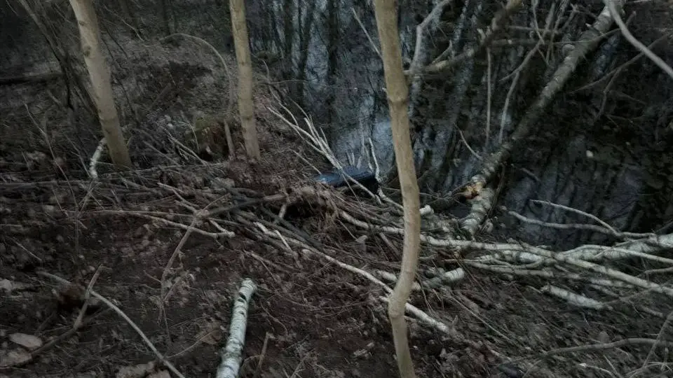 Прокуратура показала фото с места обнаружения чемодана с телом мужчины в Москве