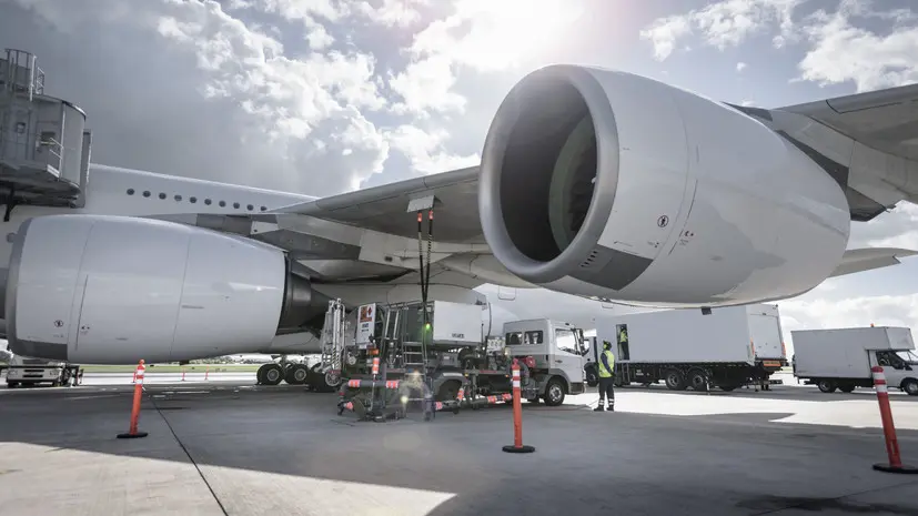 Индия отменила резкое повышение цен на авиационное топливо