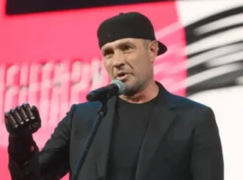 Роман Костомаров на Форуме колледжей Москвы: Настя поддержала roman kostomarov na forume kolledzhej moskvy nastya podderzhala-tstpp-ru-0