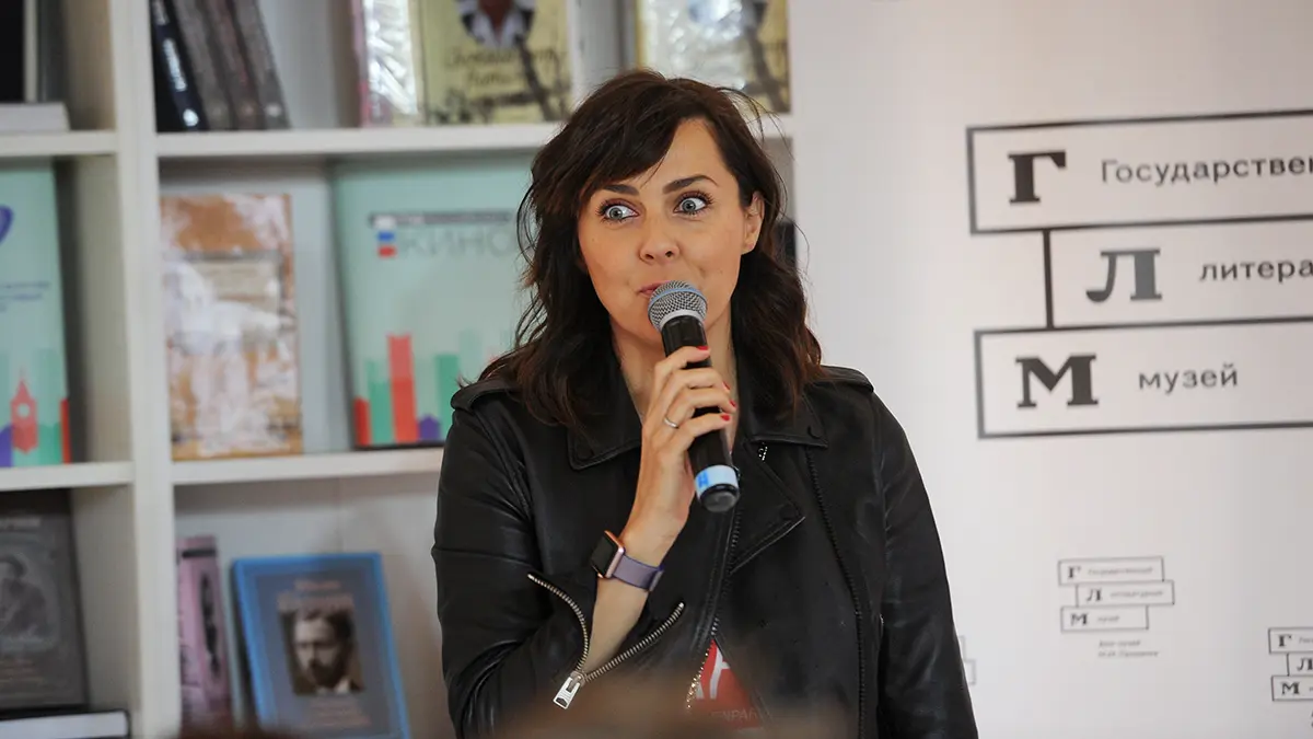 СМИ: Телеведущая Шелест продала квартиру в центре Москвы за 107 миллионов рублей