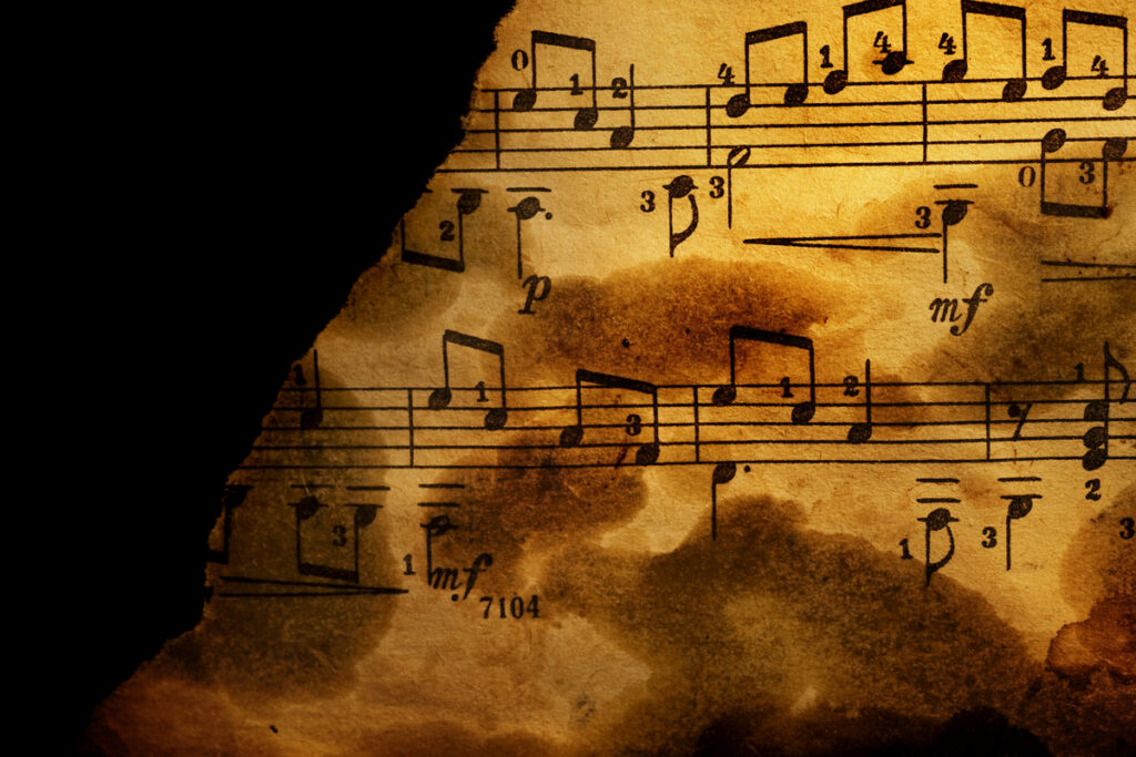 Старинные ноты
