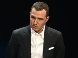 Игорь Верник поздравил Козловского и Акиньшину с сыном Лео igor vernik pozdravil kozlovskogo i akinshinu s synom leo-tstpp-ru-0