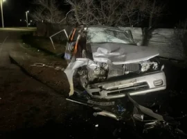 Мазда Демио и Ленд Крузер столкнулись в Тавричанке – есть пострадавшие mazda demio i lend kruzer stolknulis v tavrichanke est postradavshie-tstpp-ru-0