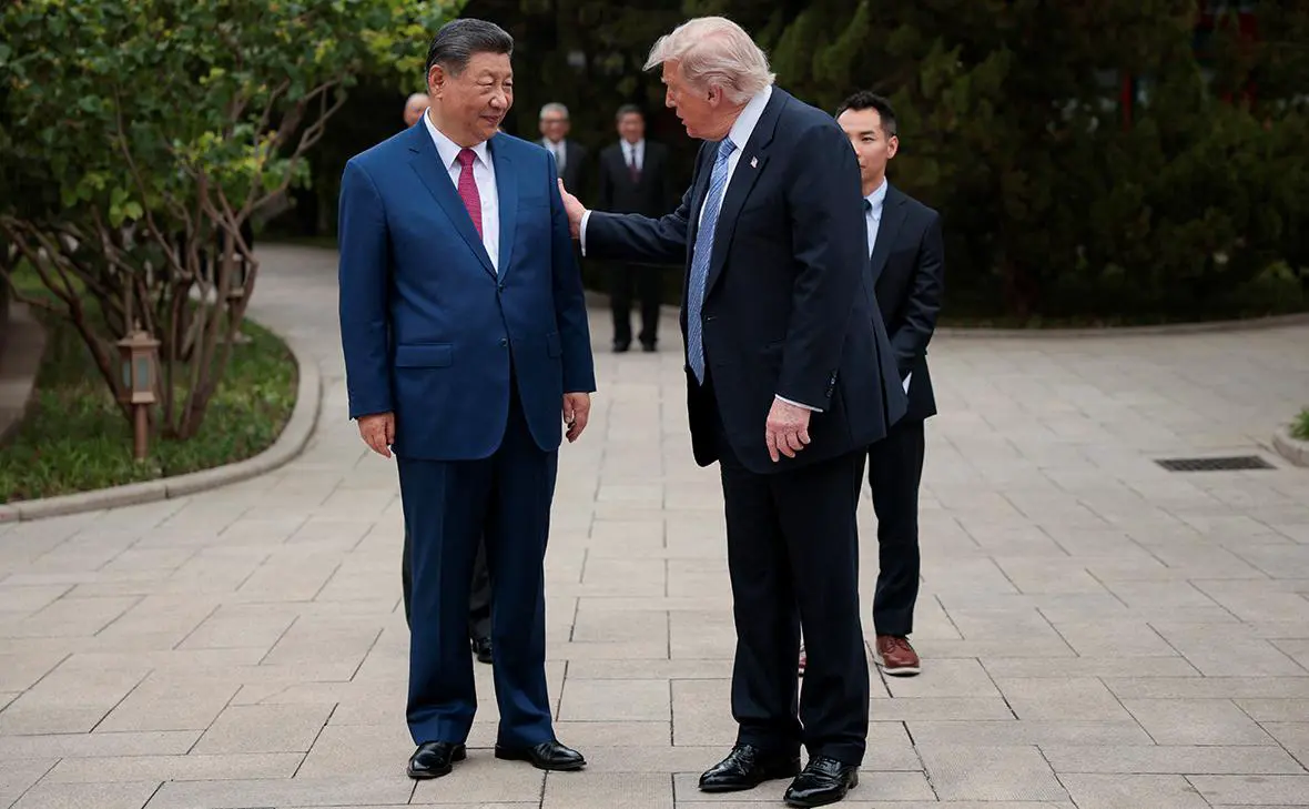 Си Цзиньпин и Дональд Трамп (Evan Vucci / Reuters)