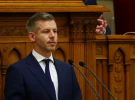 Петер Мадьяр против Орбана: пособия чиновников Гергея Гуйяша в детский фонд! peter madyar protiv orbana posobiya chinovnikov gergeya gujyasha v detskij fond-tstpp-ru-0