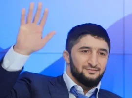 Садулаев: UWW и Лалович возвращают Россию на ЧМ по борьбе sadulaev i lalovich vozvrashhayut rossiyu na chm po borbe-tstpp-ru-0