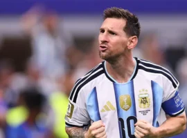 sbornaya argentiny chestvuet lionelya messi obognavshego kloze-tstpp-ru-0
