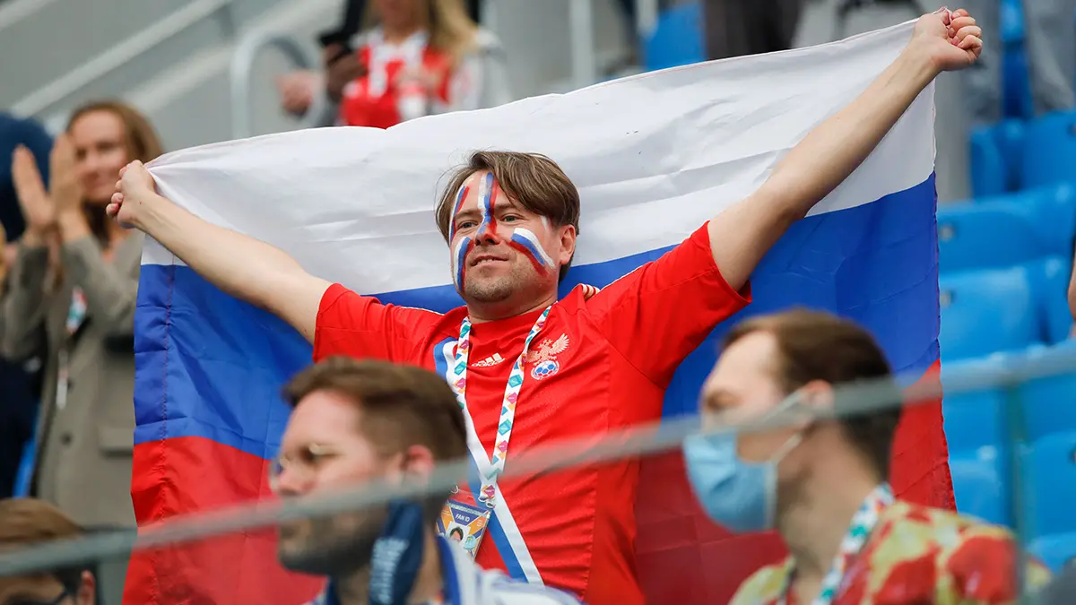 Сборная России поднялась в рейтинге ФИФА на 35-е место