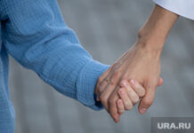 Долгожданное воссоединение: в Санкт-Петербурге завершилась десятилетняя история похищения ребенка 3a134eb3-680f-42b1-9d3c-8036afb3c613-674bab0b