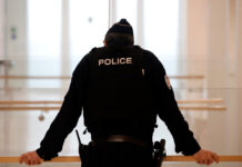 Бдительный страж порядка предотвратил ограбление дома пожилой женщины 5ecf3c92-f9bb-45ec-801e-505c4a81cc70-676dfa53