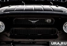 Уникальный УАЗ командира «Горыныча»: мощь и надежность в одном автомобиле Вручение ключей от новой лесопатрульной техники директорам лесничеств Свердловской области. Екатеринбург