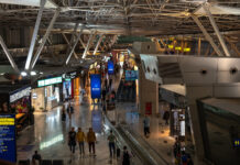 Необычные находки в московских аэропортах: от бубна до кирки d2dfe337-7040-4256-9f3e-6ca041ecdd1f-674df5b3