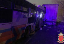 ДТП с участием пассажирского автобуса в Ленинградской области c8accb56-fd8c-4900-9c90-7c00873d8604-67976fdf