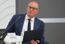 Российские спортсмены демонстрируют силу духа на международной арене 2c1d2915-9d6e-44da-a870-fb41486cd226-67bfb4d4