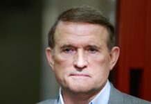 Путин впервые рассказал правду об отношениях с Медведчуком 46e5143f-e626-42a8-9f8f-a62c9d4b21f5-67b75537