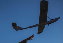 Черное море: новая атака беспилотников отражена системами ПВО 8a5bd1a6-b971-471e-8edd-2b6980428dd0-67c65fbd