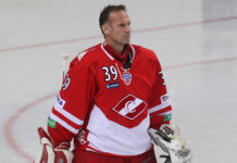 Легендарный хоккеист обрушился с жесткой критикой на руководство НХЛ за связи с Россией 8e44f5e0-8f8c-43bd-b563-a91c2e41b50d-67ba619c